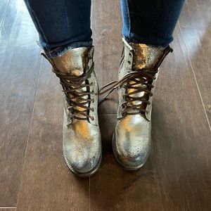 Freebird Manchester silver boot